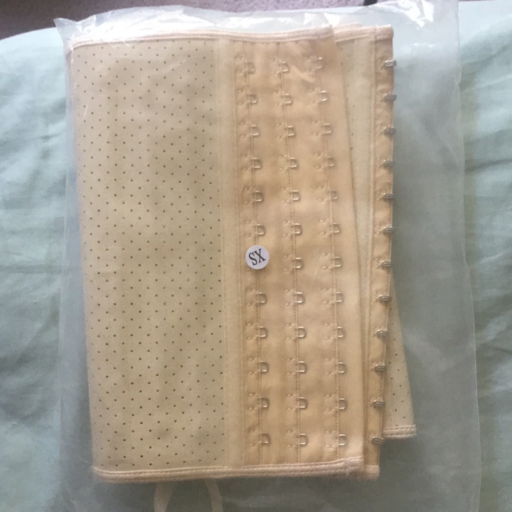 Waist trainer brand new